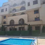 амара б3 студия Apartamento *