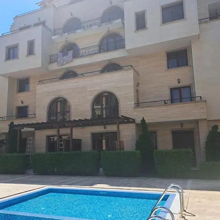 амара б3 студия Appartamento *